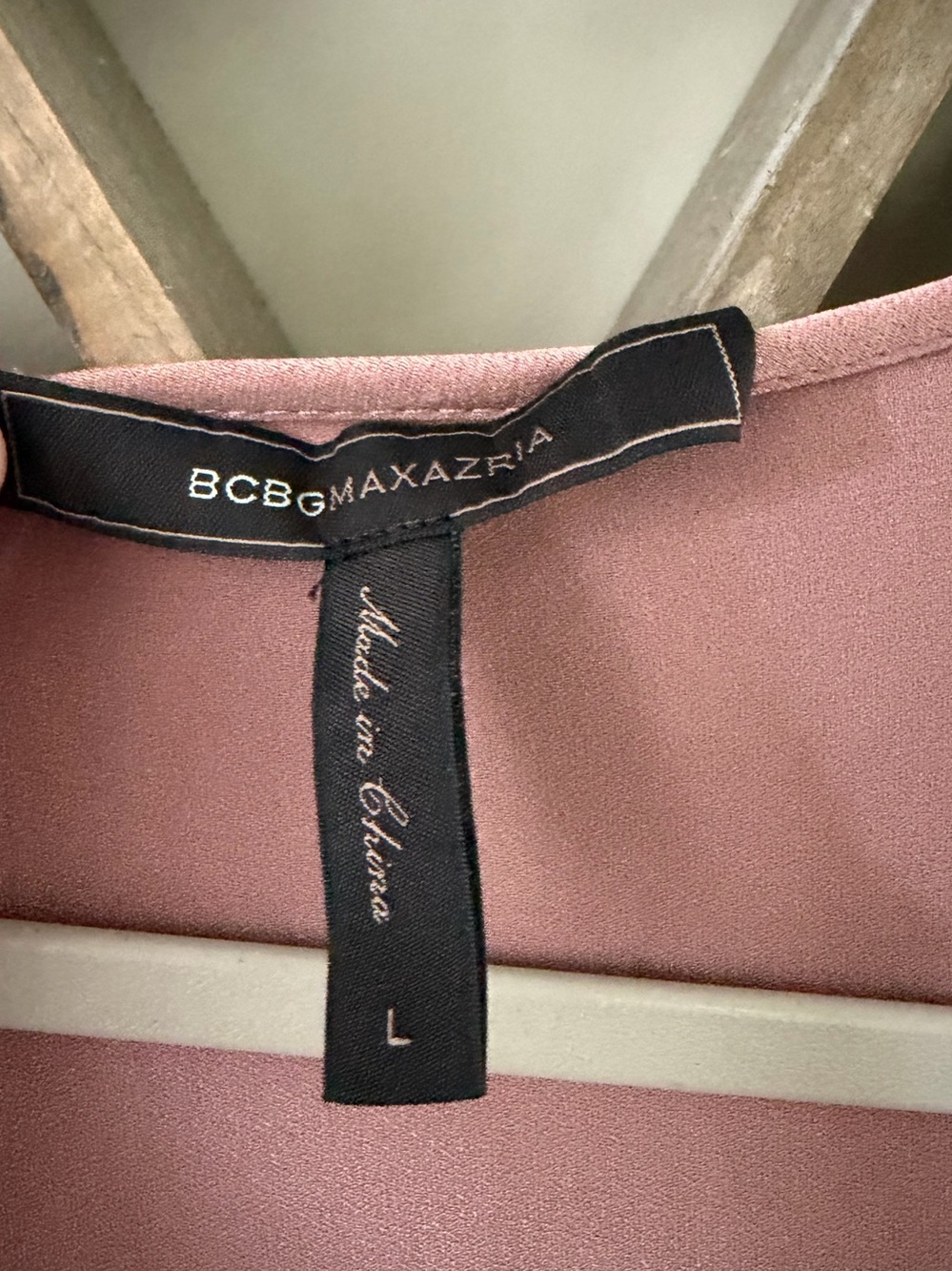 BCBGMAXAZRIA Tara Cascade Ruffle Asymmetrical Dress in Dusty Rose. Size large. - Picture 5 of 6